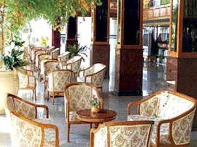 Jomtien Holiday Pattaya Hotell Eksteriør bilde