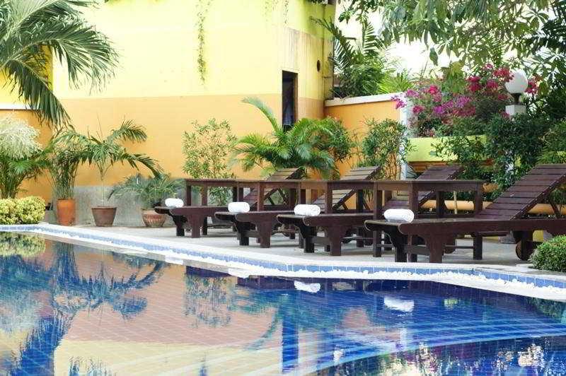 Jomtien Holiday Pattaya Hotell Eksteriør bilde